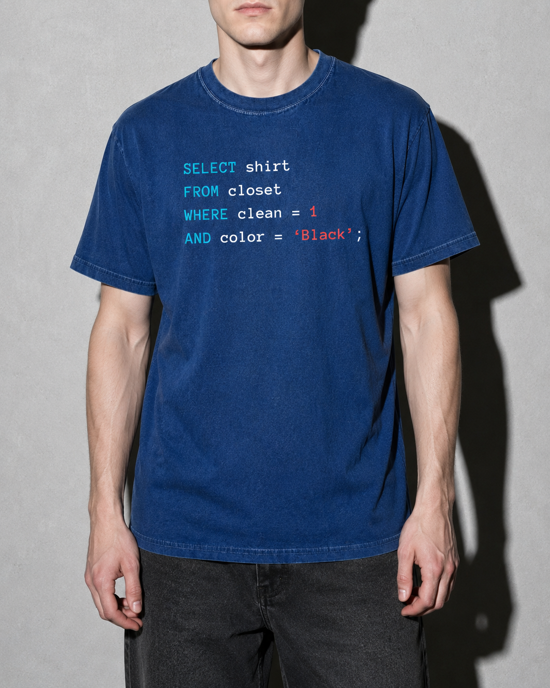 Querying my black Premium Shirt — True Navy Model Zoom Hero