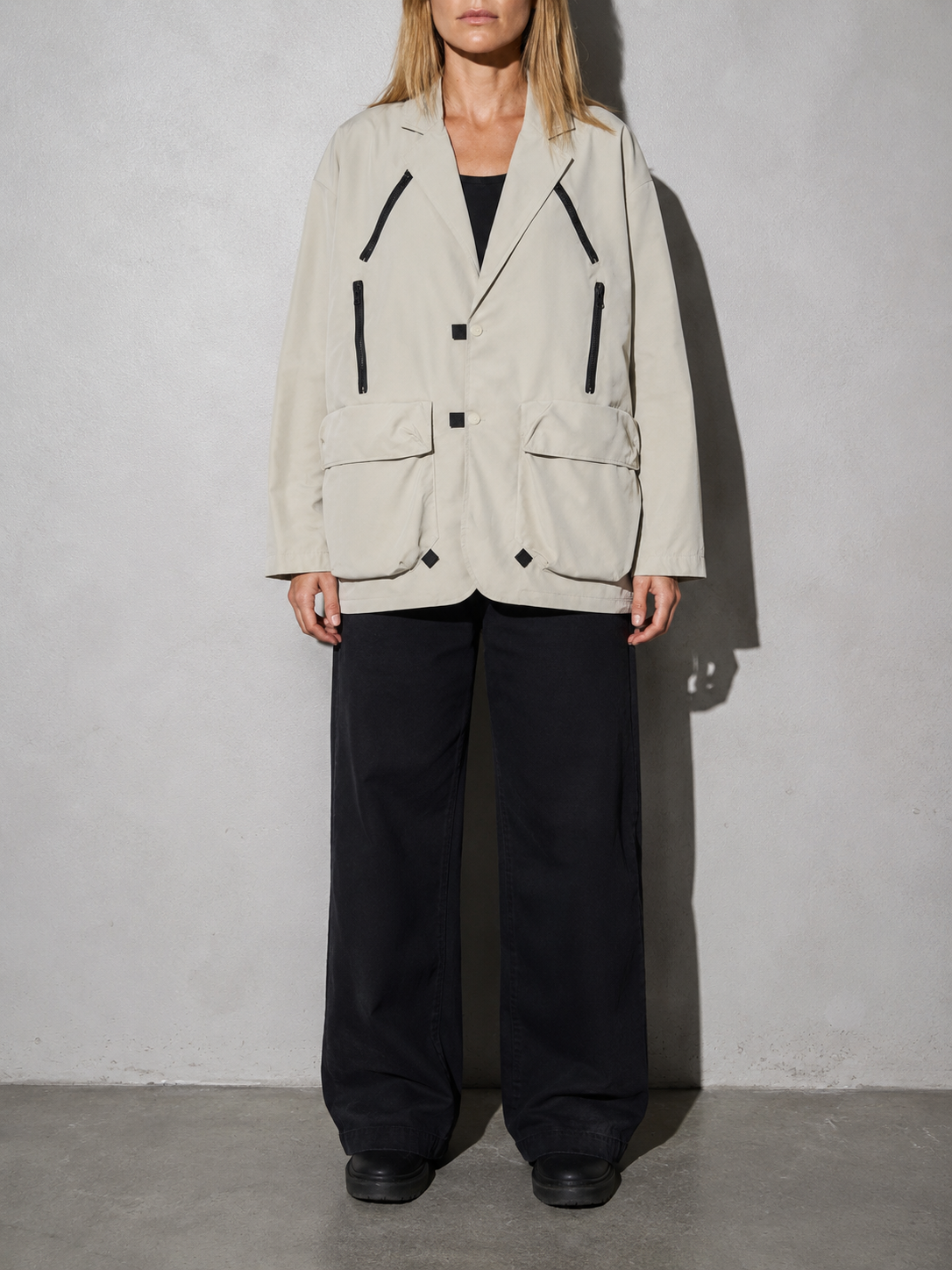 Code Culture catalog | loose-fitting-niche-design-workwear-jacket | color-apricot | zoom detail