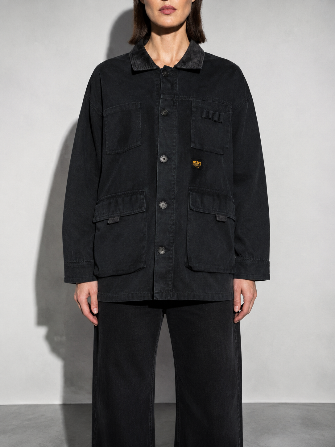 Code Culture catalog | mens-corduroy-collar-loose-workwear-jacket | color-black | zoom detail