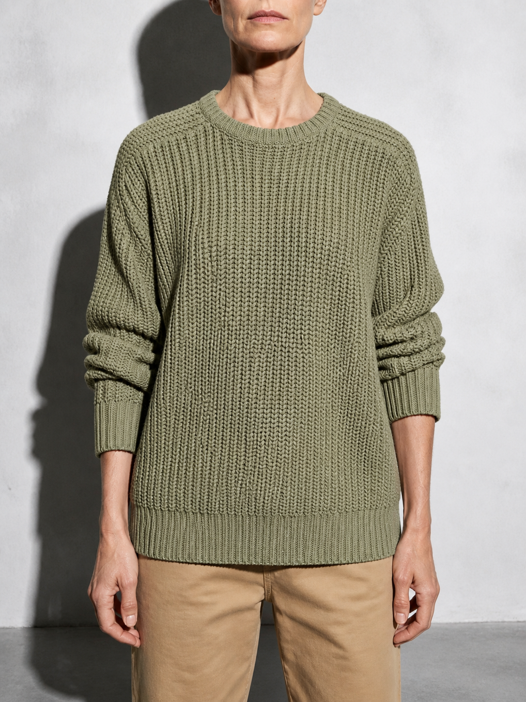 Code Culture catalog | mens-solid-color-long-sleeve-round-neck-fashion-sweater-loose-retro-sweater | light-green | zoom detail