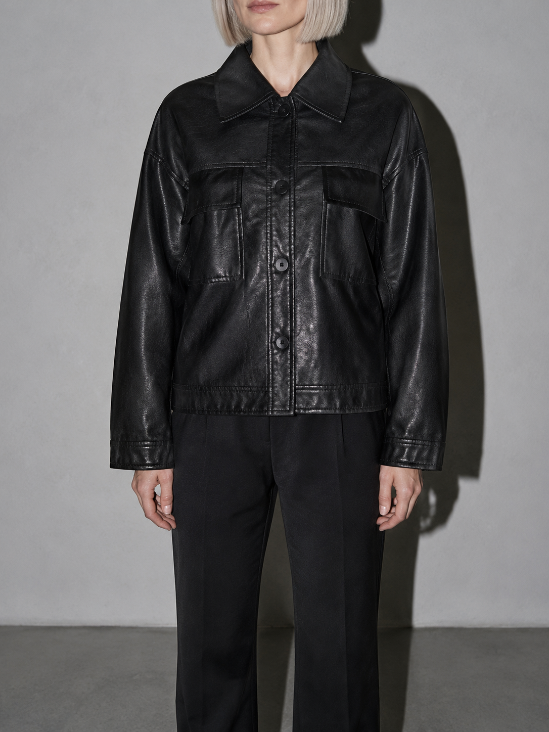 Code Culture catalog | korean-style-lapel-loose-temperament-leather-jacket | color-black | zoom detail