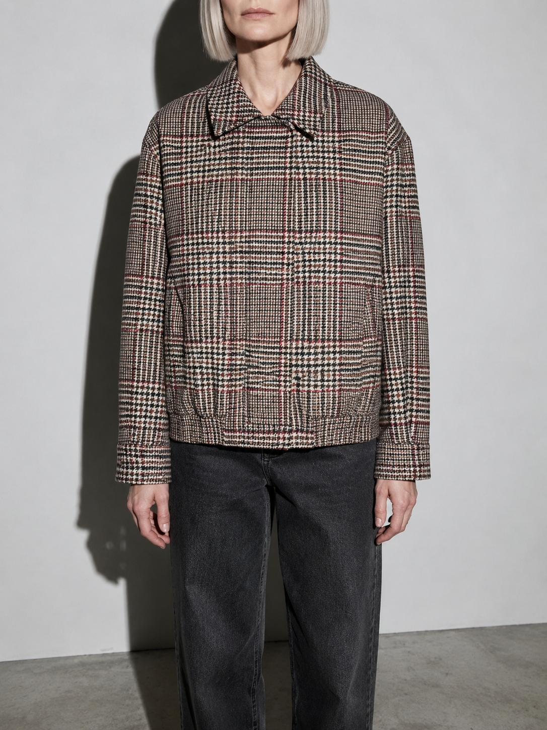 Code Culture catalog | retro-houndstooth-pilot-quilted-jacket-coats | color-picture-color | zoom detail