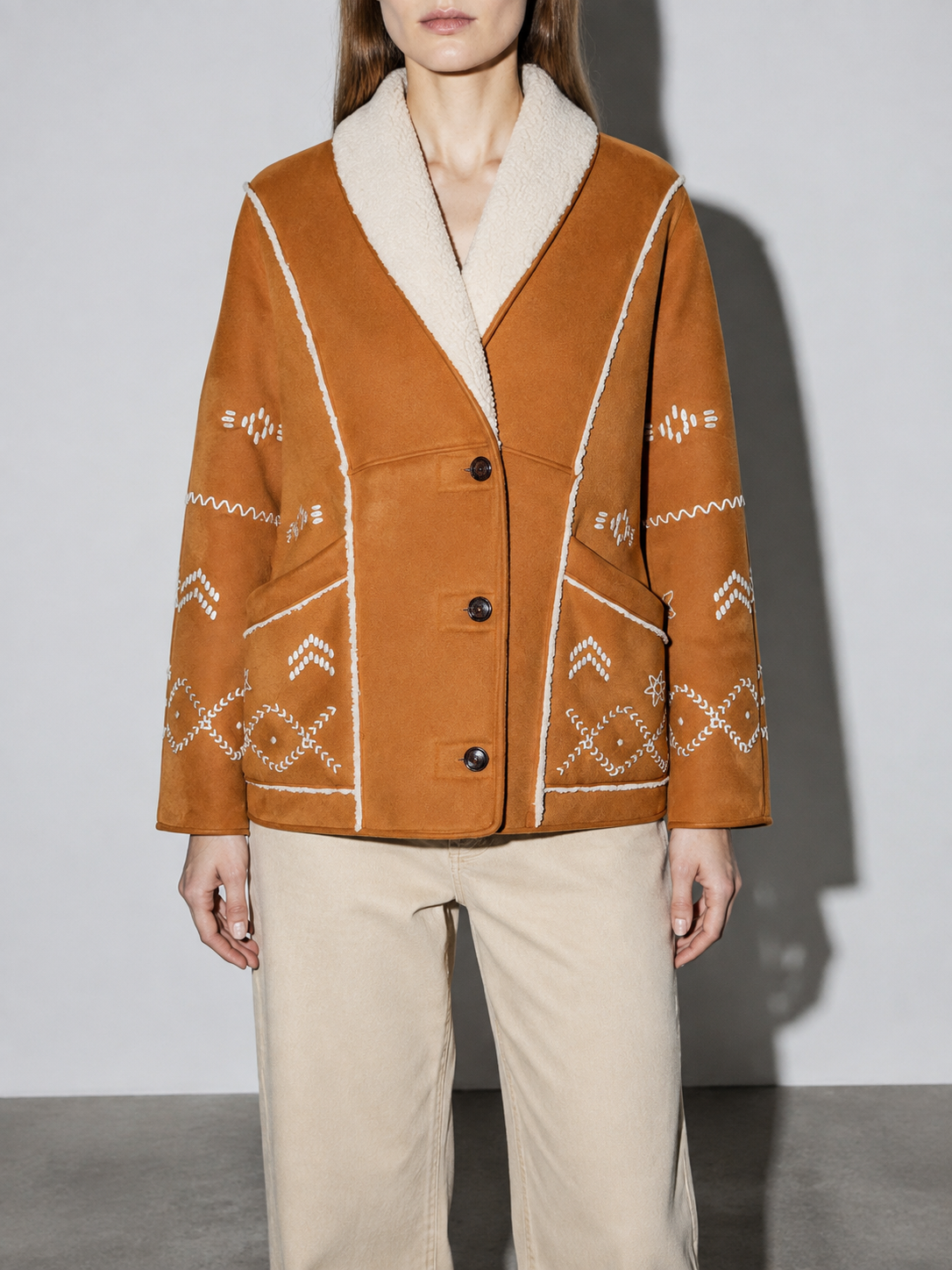 Code Culture catalog | fashion-women-warm-casual-jacket-coat | color-light-brown | zoom detail