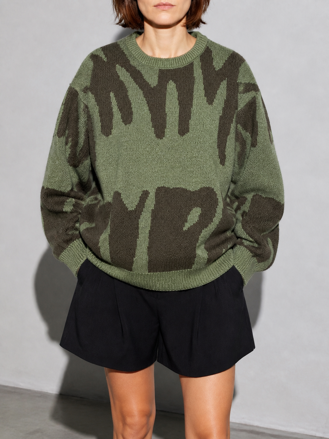 Code Culture catalog | mens-round-neck-sweater-sweater | emerald-green | zoom detail