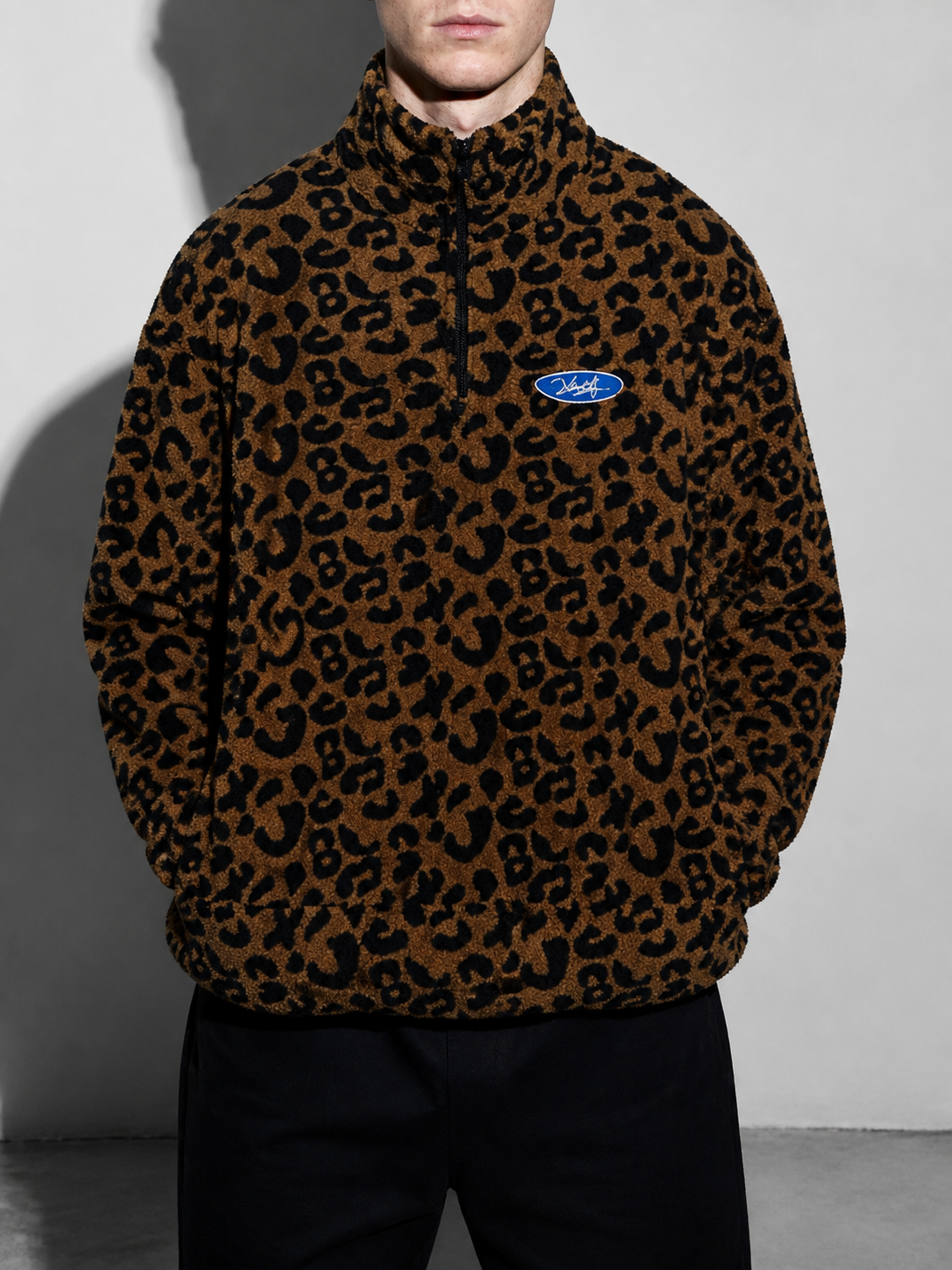 Code Culture catalog | oversized-stand-collar-jacket-lamb-fleece-sweater-fleece-top | 3518brown | zoom detail