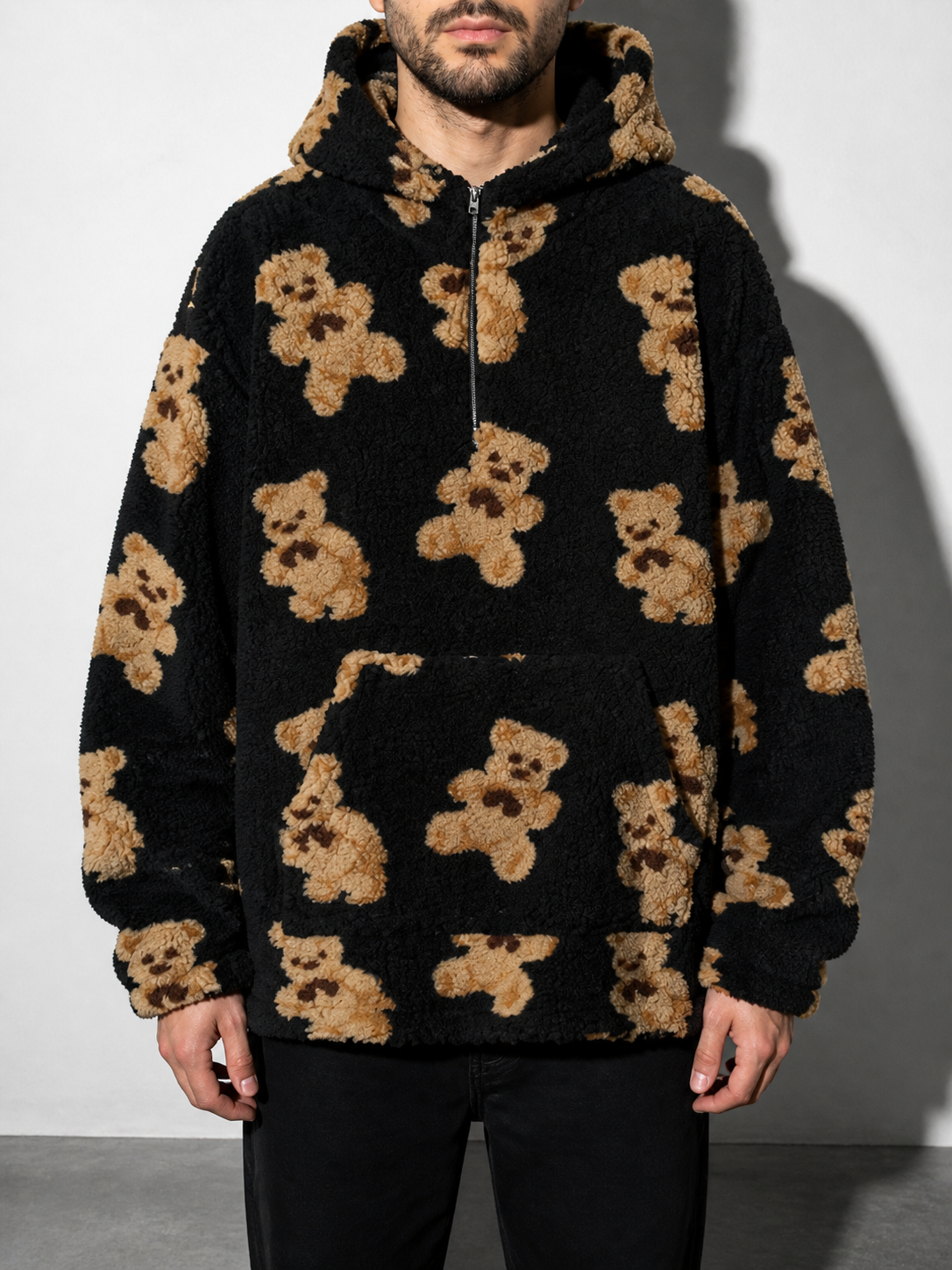 Code Culture catalog | retro-bear-printed-ancient-sweater | black | zoom detail