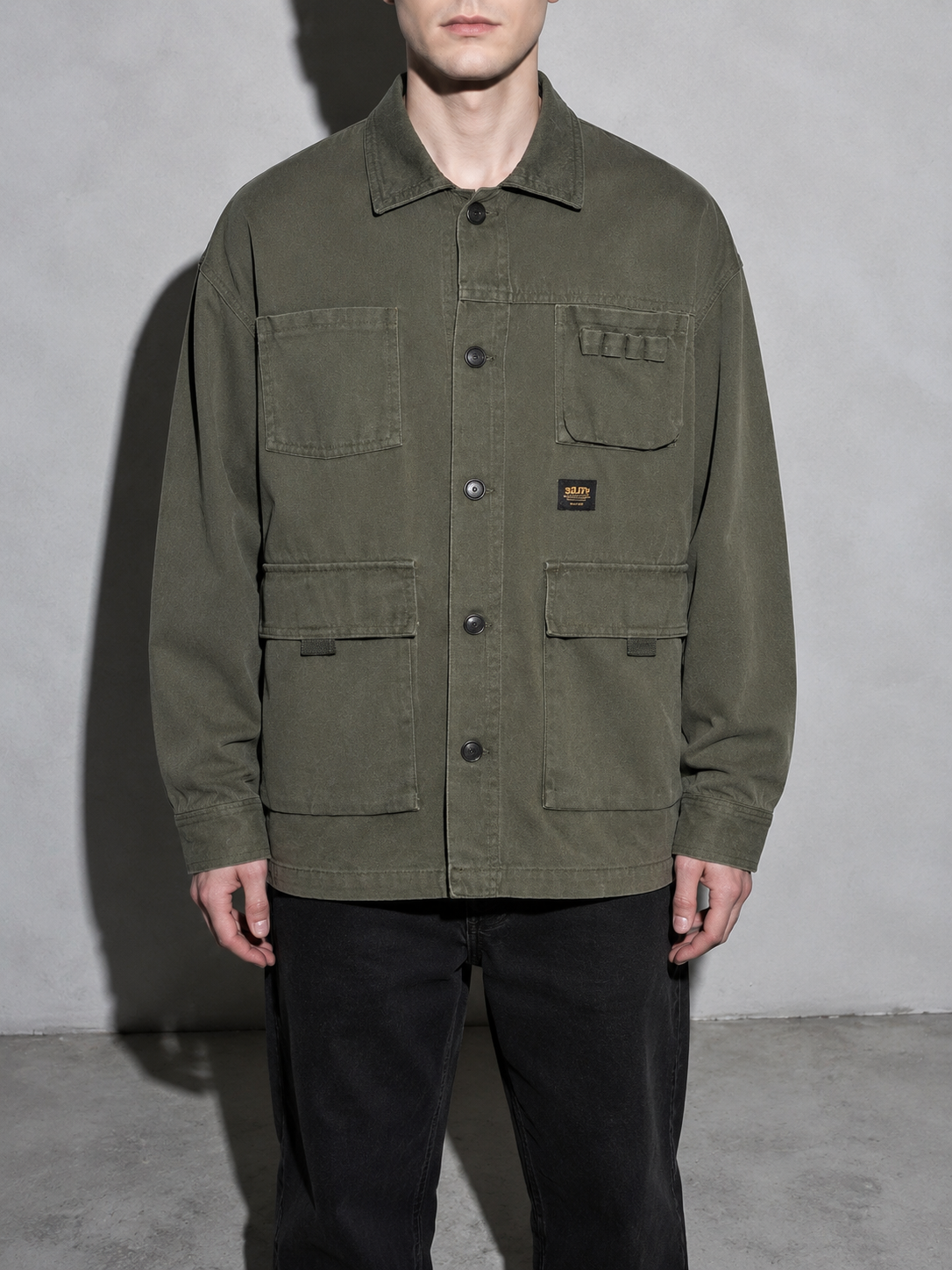 Code Culture catalog | mens-corduroy-collar-loose-workwear-jacket | color-army-green | zoom detail