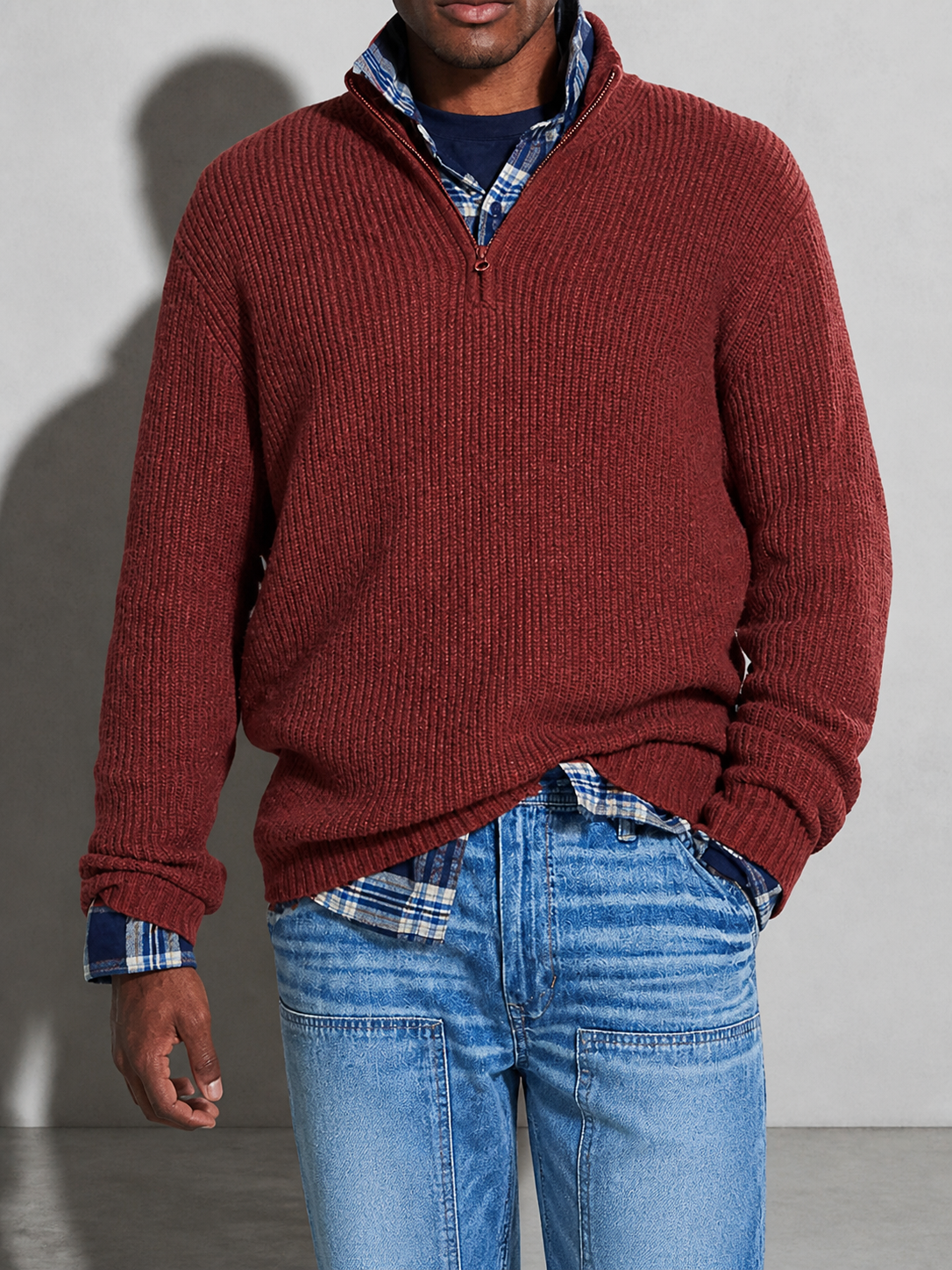 Code Culture catalog | mens-casual-loose-zip-stand-collar-sweater | red | zoom detail