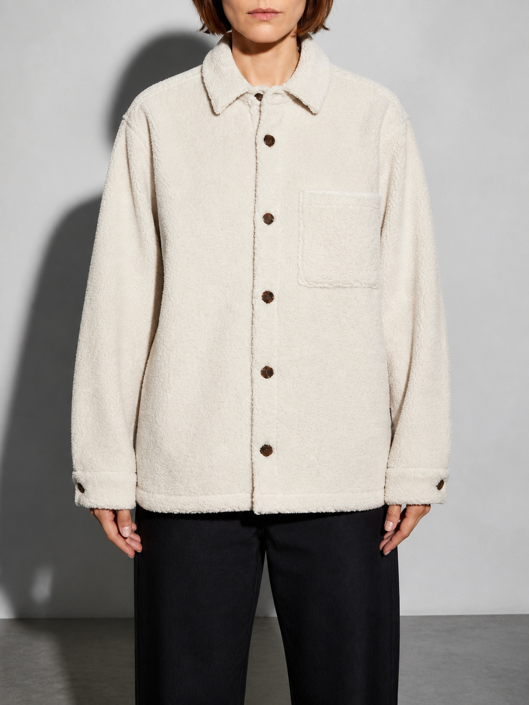 Code Culture catalog | mens-shirt-fleece-jacket | beige | zoom detail