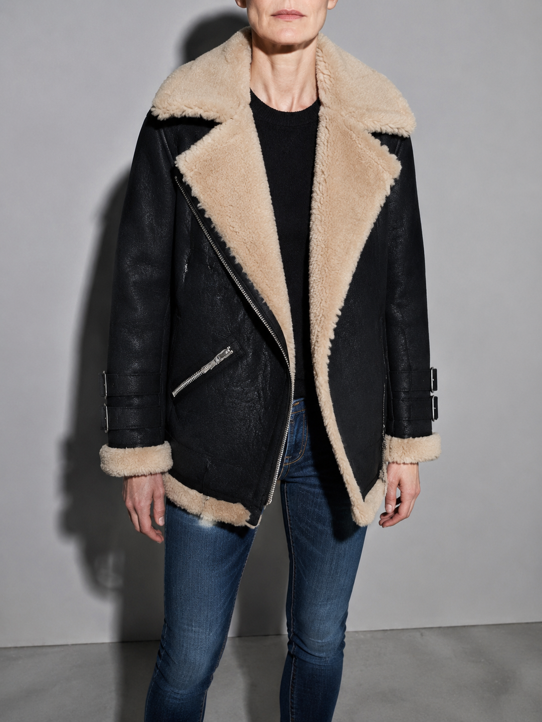 Code Culture catalog | motorcycle-suede-lamb-wool-jacket-womens-lapel-fur-cotton-coat-autumn-and-winter-womens-jacket | color-black | zoom detail