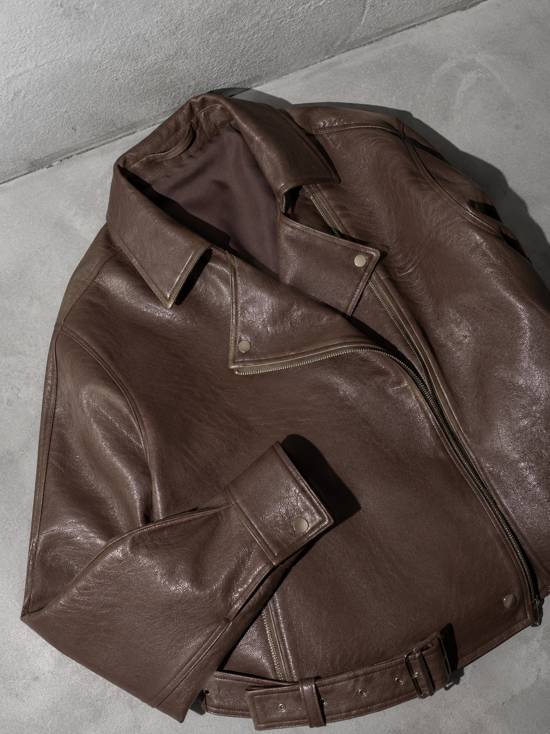 Code Culture catalog | womens-fashionable-vintage-zippered-lapel-jacket | color-brown | macro flat lay