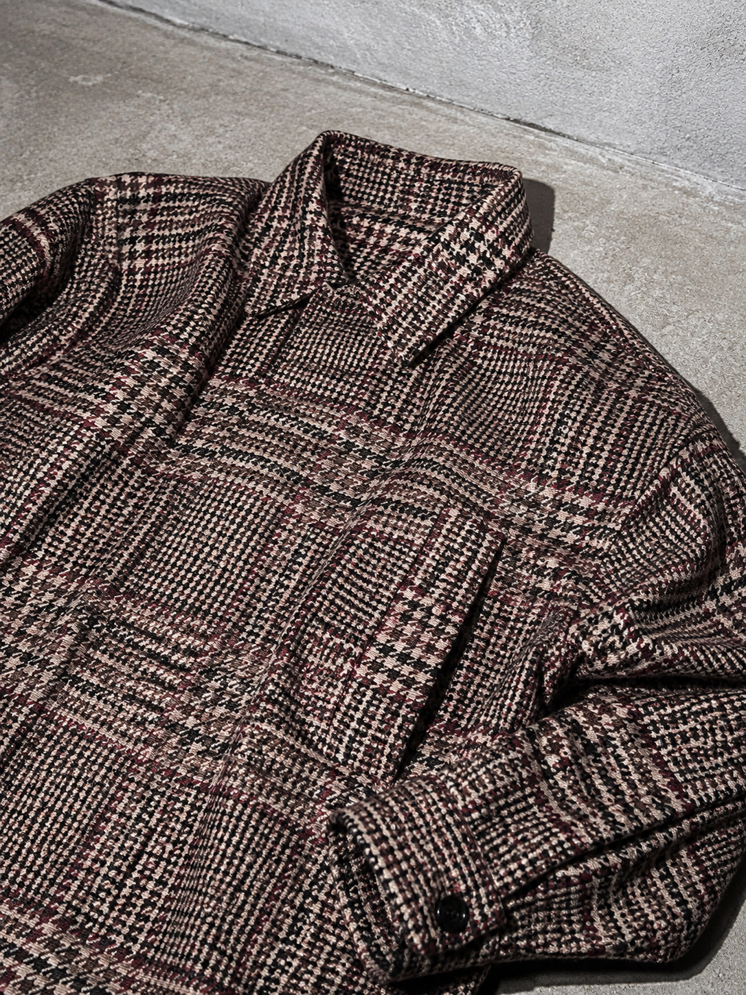 Code Culture catalog | retro-houndstooth-pilot-quilted-jacket-coats | color-picture-color | macro flat lay