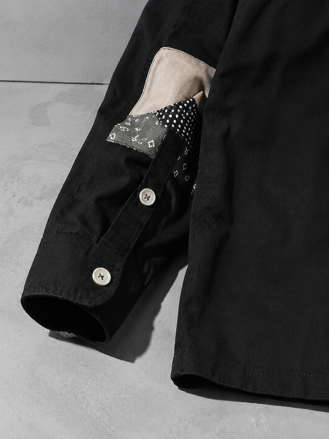 Code Culture catalog | fashion-teen-casual-retro-workwear | color-black | macro flat lay