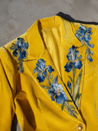 Code Culture catalog | elegant-retro-style-womens-suit-jacket | color-5style | macro flat lay