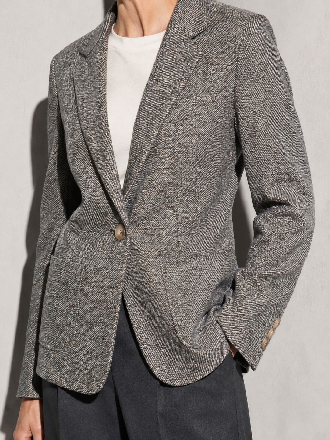 Women's Quilted Woolen Suit Jacket in Gray, 04 macro, worn by model