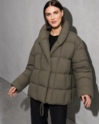 Women's Fashion Loose Thickening Keep Warm Coat, hem and sleeve texture detail, worn by model