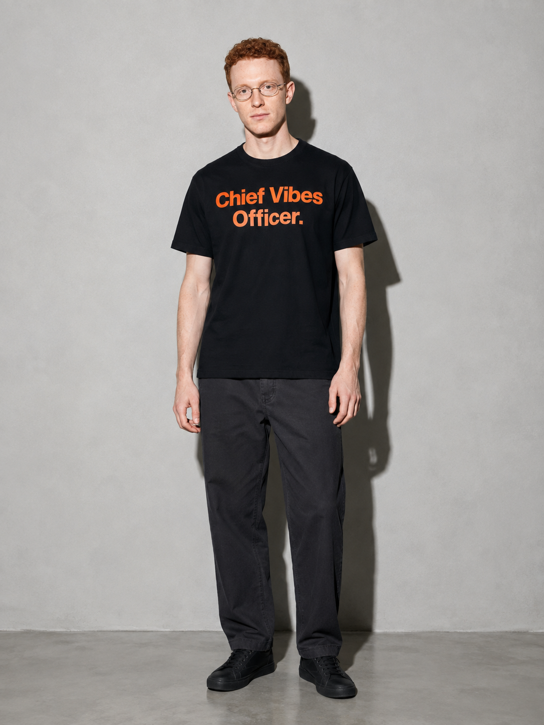 Chief Vibes Officer Graphic IT Nerd T-Shirt — Black full