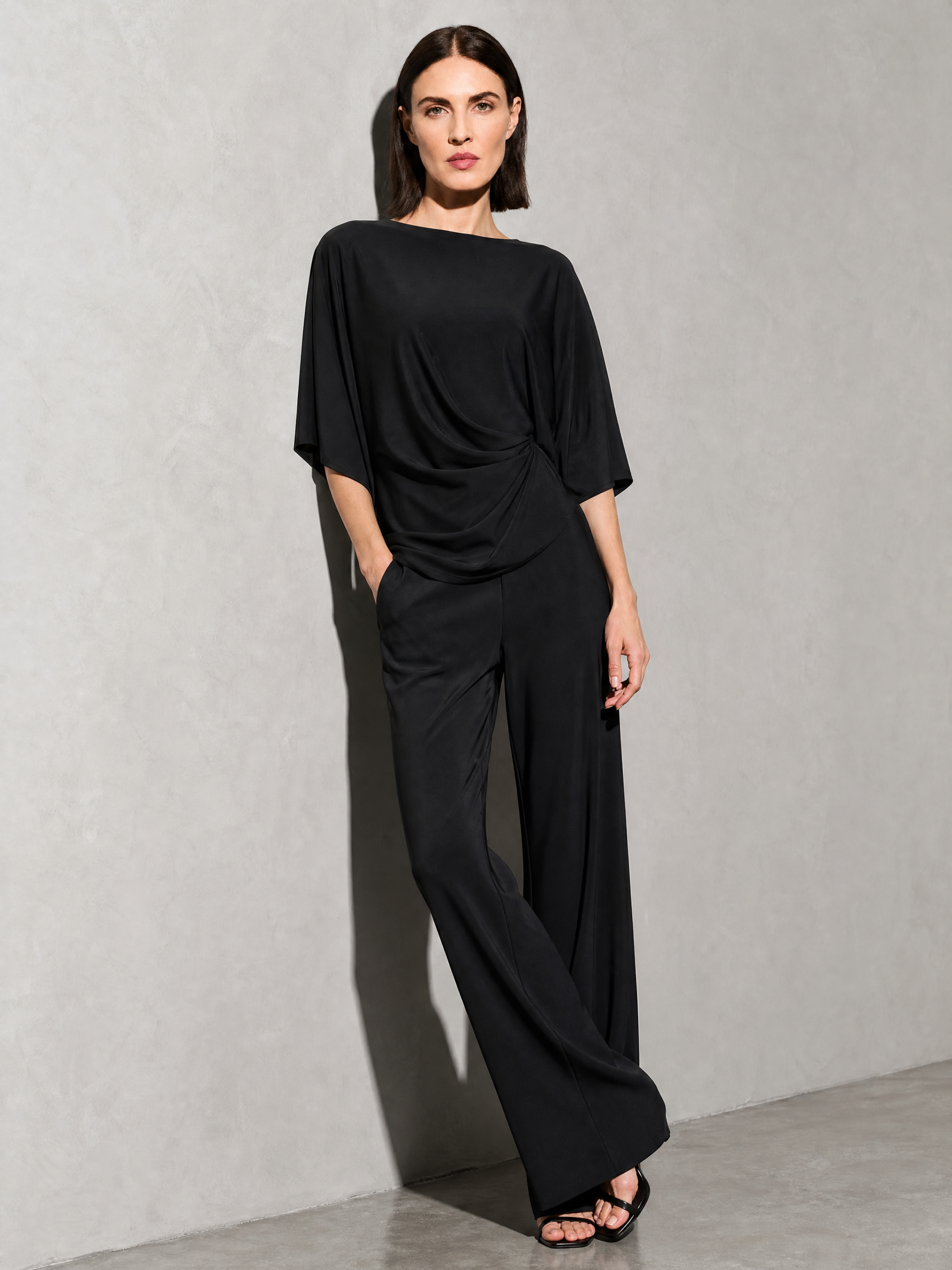 Relaxed-fit Top And High-waisted Wide-leg Pants Two-piece Set - Black Premium Fabric Finish Seated Or Lean
