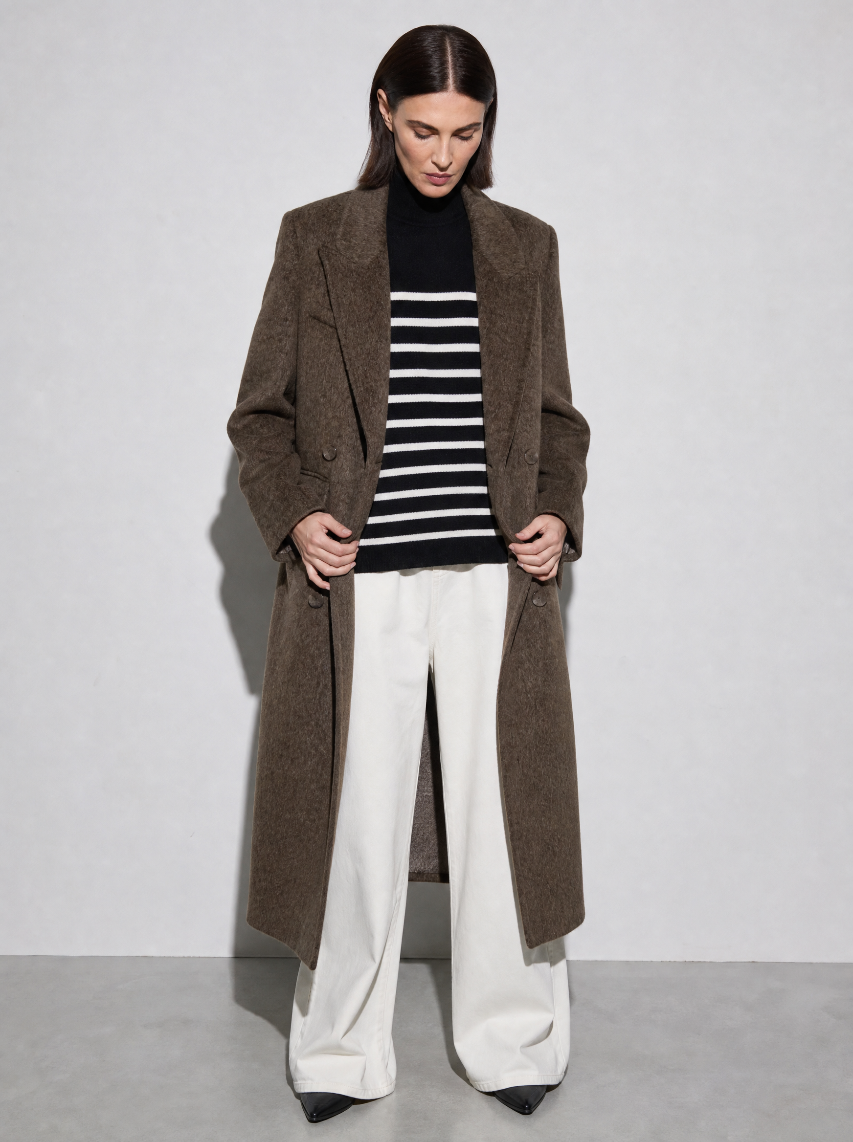 Above-the-knee Long Double-faced Wool Coat For Women - Black Silver Gray Premium Fabric Finish Adjusting