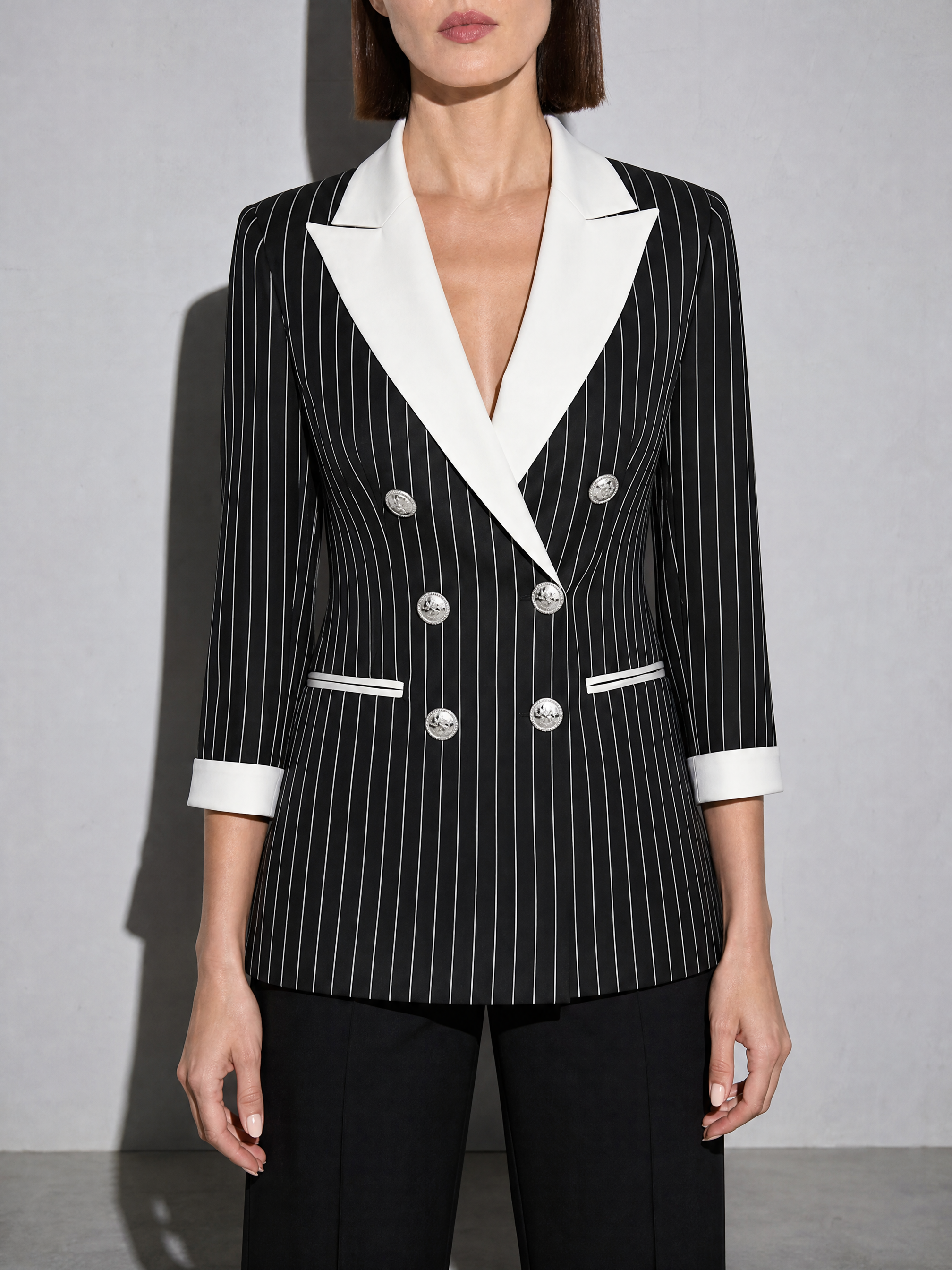 Contrast-color Lapel Double-breasted Three-quarter-sleeve Blazer — Black — bust_to_thigh