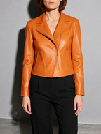 Code Culture | Emma Orange | Model zoom