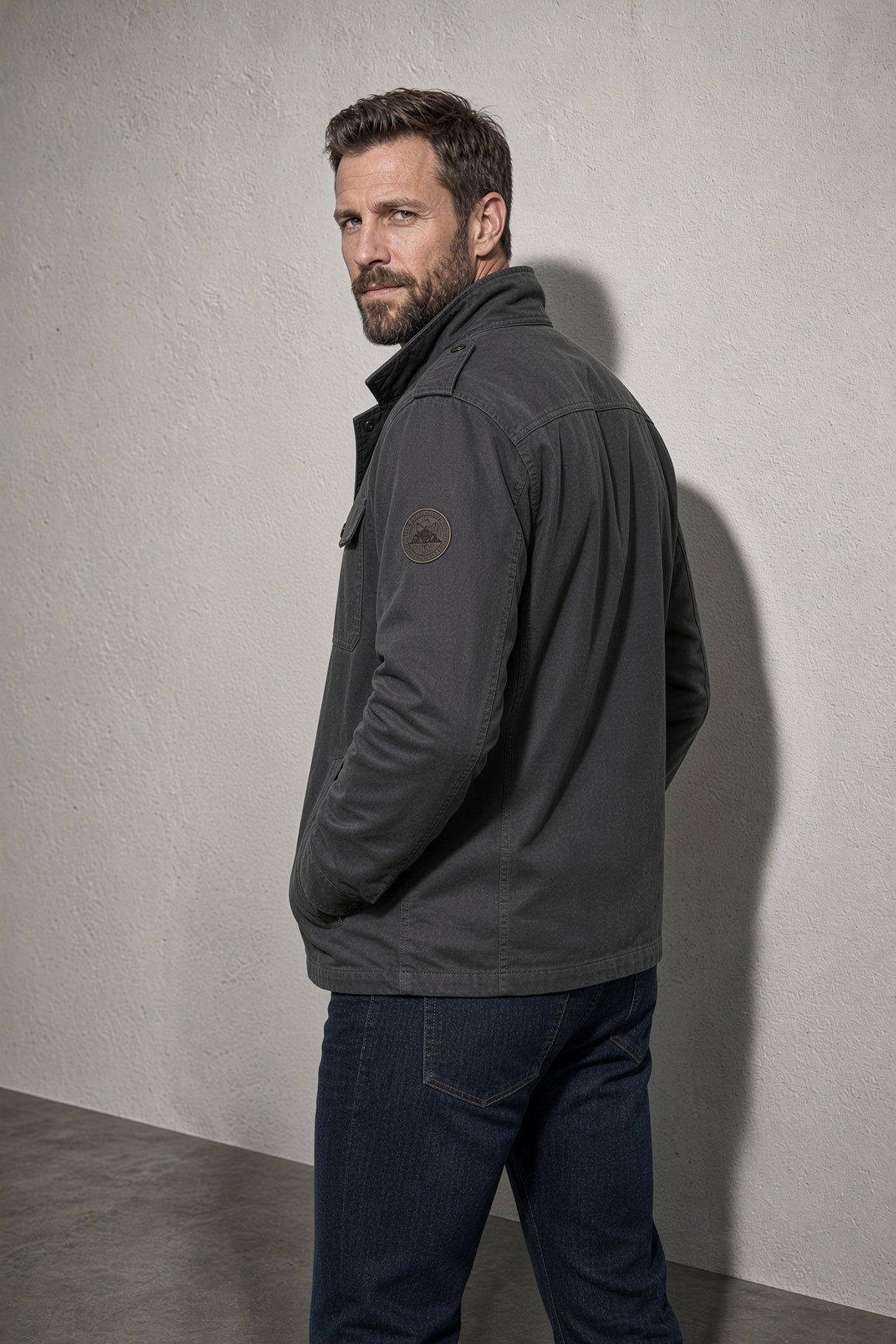 Men's Jacket Four-Pocket Stand Collar
