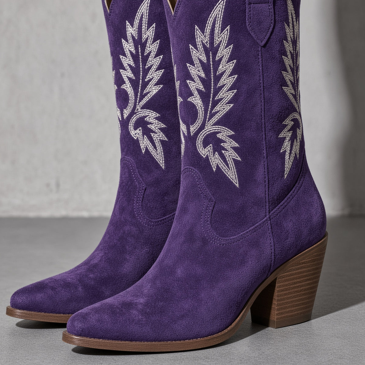 Women's Boots Embroidered Western Knee-High Shaft