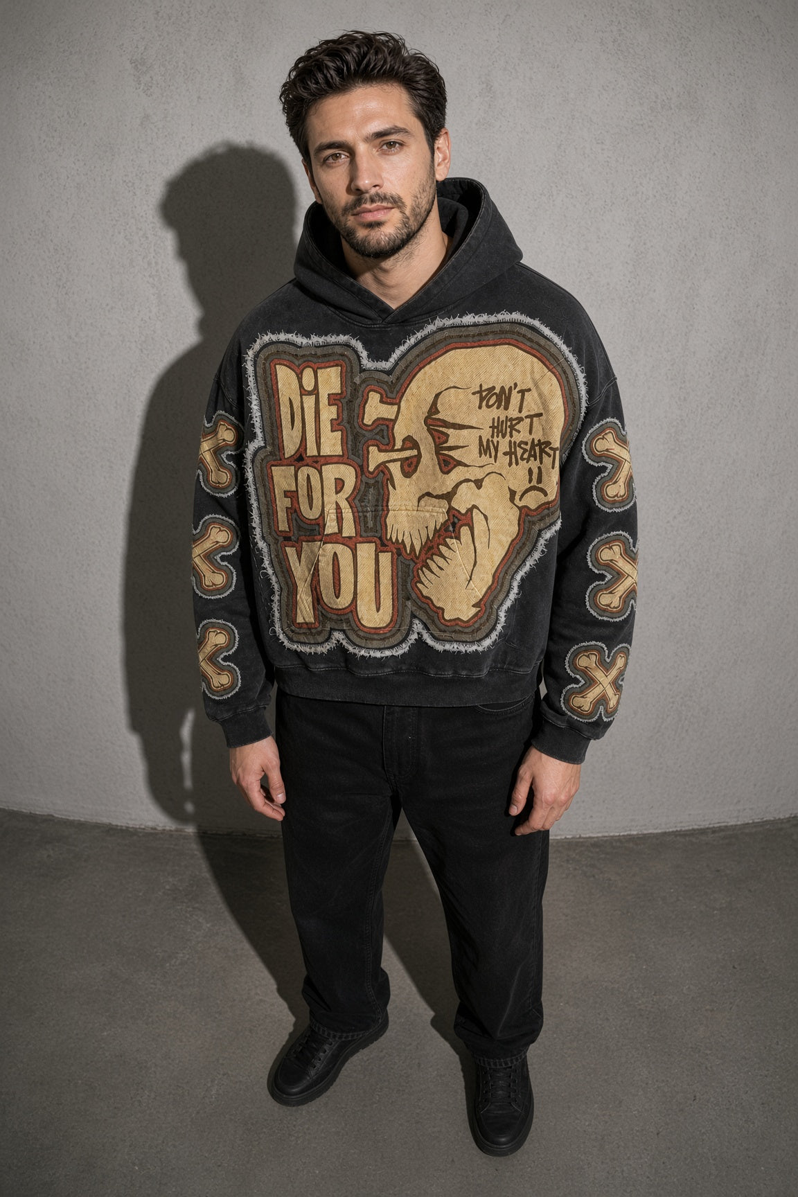 Broken heart skull men's black hoodie, zoom-detail view