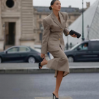Houndstooth blazer with gold buttons and notched lapels, long sleeves, tailored fit