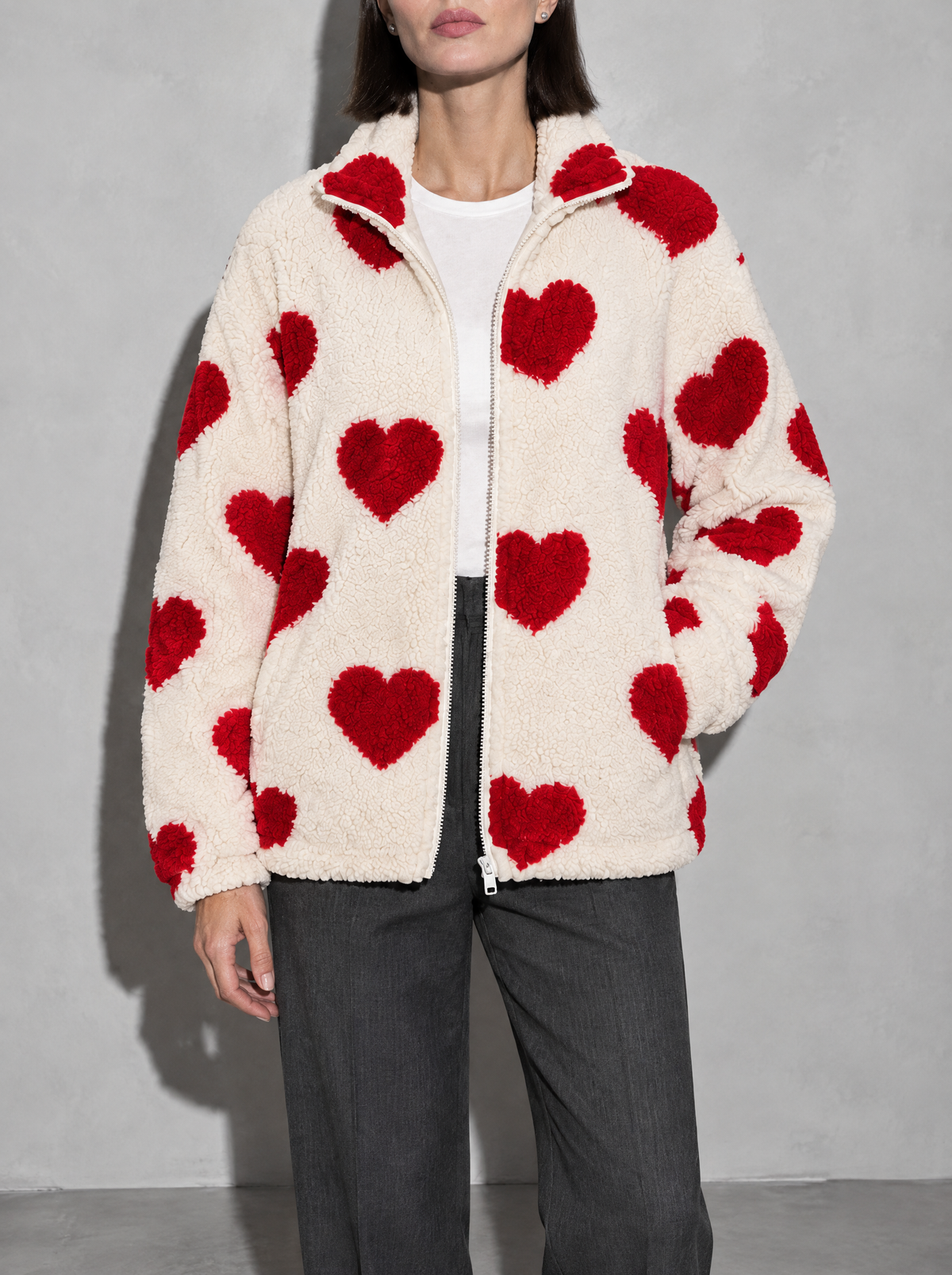 CodeCulture catalog 2026-09-14 | Red | bust_to_thigh