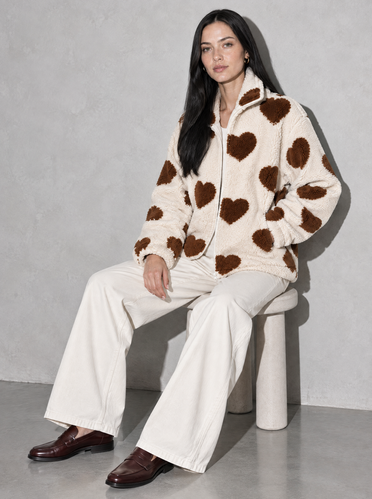 CodeCulture catalog 2026-09-14 | Brown | seated_or_lean