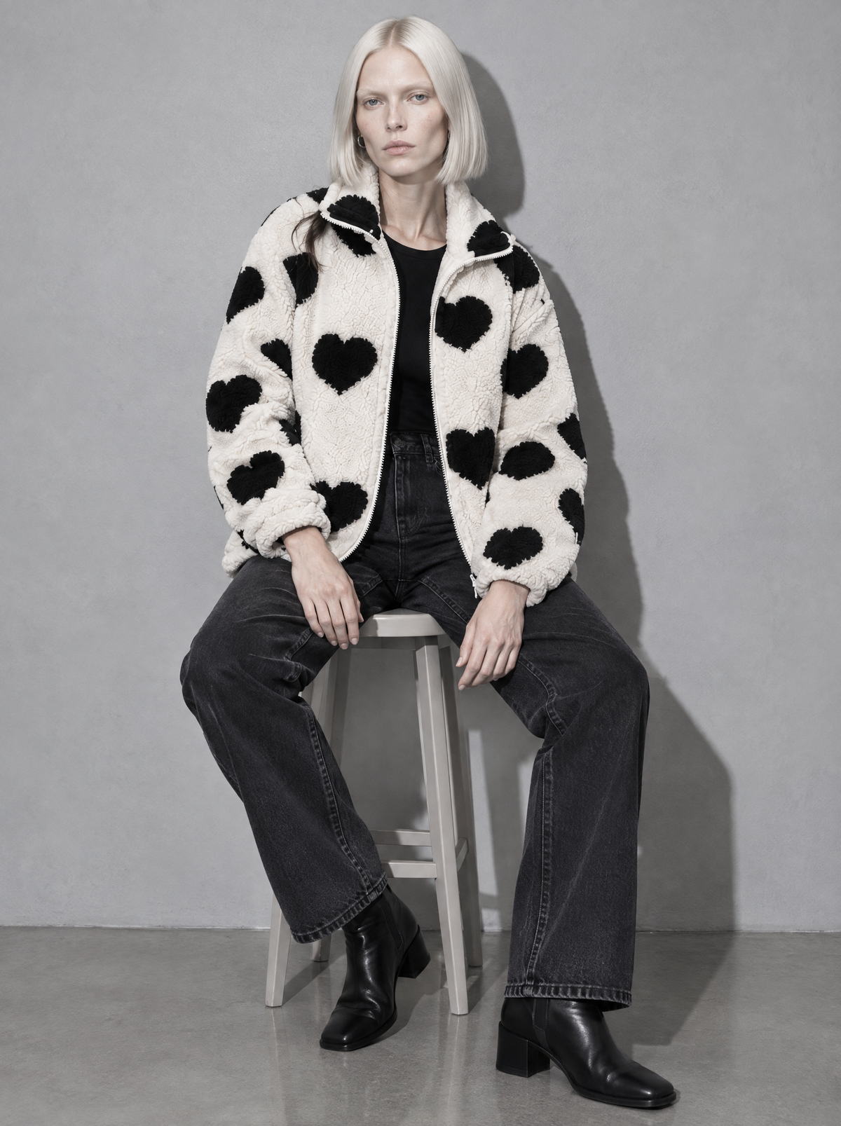 CodeCulture catalog 2026-09-14 | Black | seated_or_lean