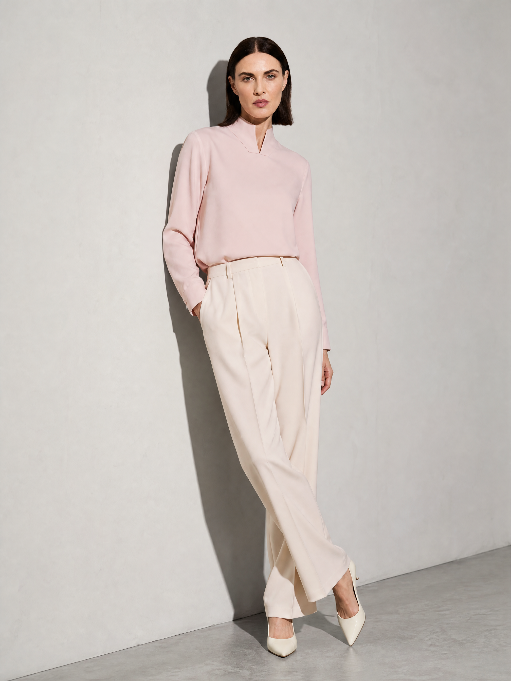 New Chinese-style Mandarin-collar Long-sleeve Blouse Niche Office-chic Top For Women - Pink Premium Fabric Finish Seated Or Lean